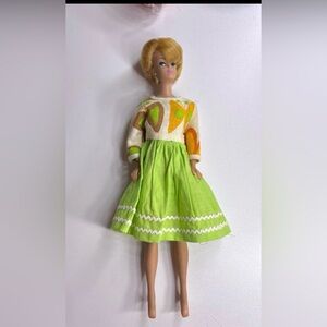 1960’s midge Barbie bubble cut Doll